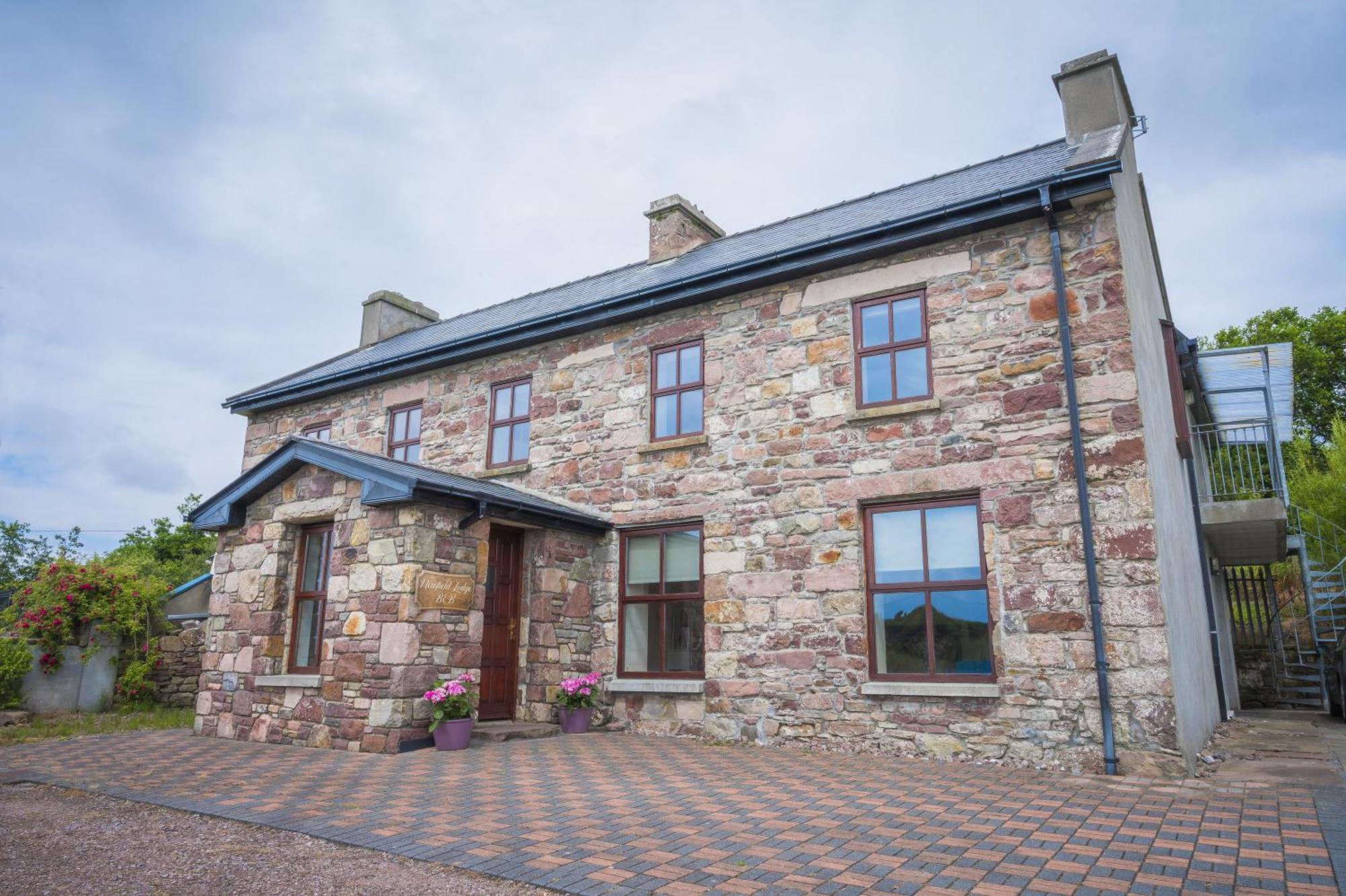 Nevins Newfield Inn Ltd Mulranny Eksteriør bilde